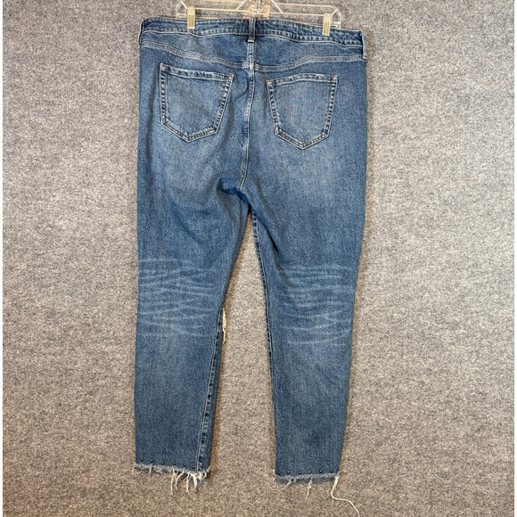 Torrid Jeans Womens 16 Blue Denim High Rise Plus Size Crop Frayed Hem Distressed - Picture 11 of 12